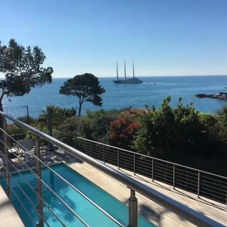 Maison De 3 Chambres A Antibes Avec Magnifique Vue Sur La Mer Piscine Privee Jardin Clos أنتيب